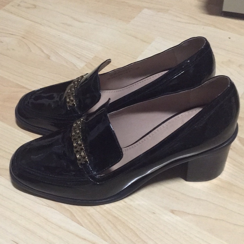 Tory Burch black patent high heel loafers